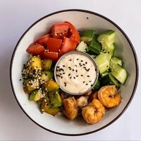 Боул с креветками и кабачком в Extrovert