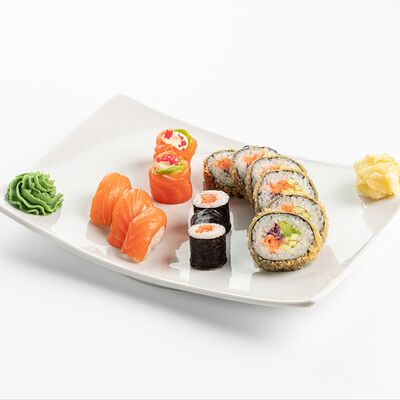 Salmon Favorites в Ocean Basket по цене 11990 ₸