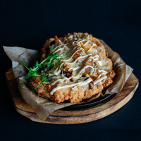 Шницель куриный с картофельными дольками в Biergarten