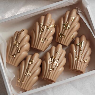 Набор Мадлен с малиной (6 шт.) в Kalabasa по цене 1875 ₽