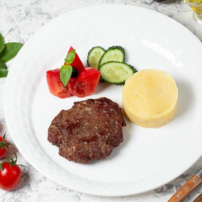 Котлета из мраморной говядины в Il Pittore по цене 790 ₽