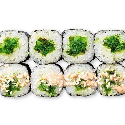 Маки с чукой и ореховым соусом в ДКВКУС по цене 259 ₽