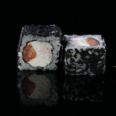 Чёрная мамба ролл в Kioto по цене 600 ₽