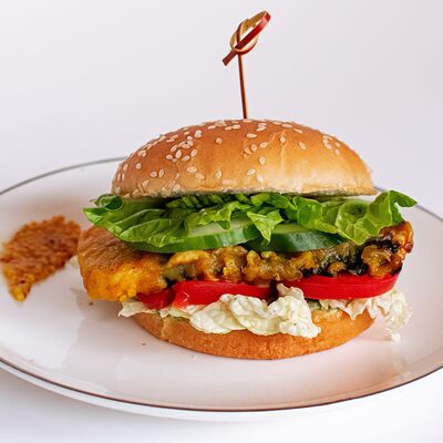 Бургер с тофу Vegan в Green Life по цене 450 ₽