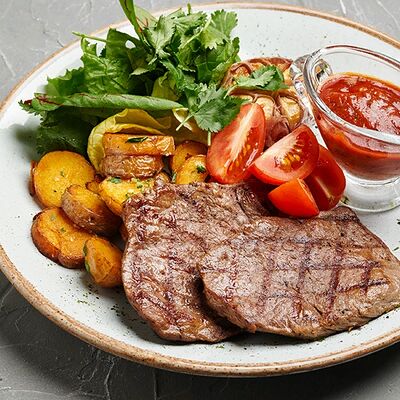 Говядина с картофелем по-деревенски в Корчма по цене 670