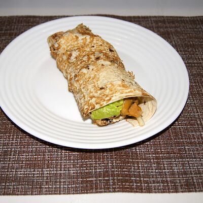 Ролл с кебабом из баранины в Шашлыки & Пироги по цене 280 ₽