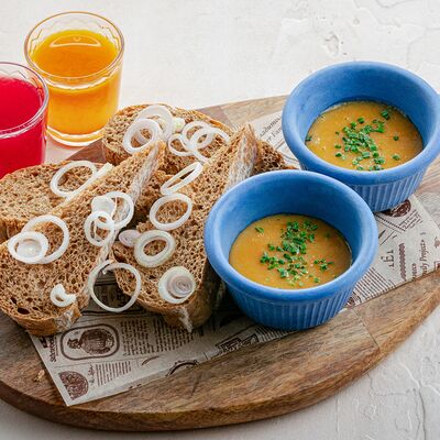 Икра корюшки с тостами в Иван да Марья по цене 890 ₽