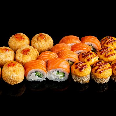 Топ в Ем с Матрёшкой по цене 1880 ₽