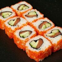 Калифорния с лососем в MOOD