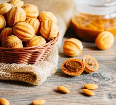 Орешки со сгущенкой в ДОМ С ГРУЗИНСКИМИ ИСТОРИЯМИ по цене 510 ₽