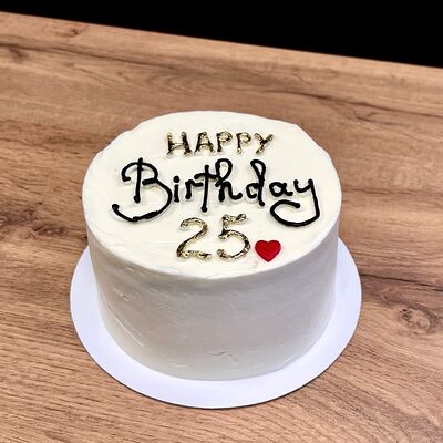 Бенто-торт Happy birthday в Nu Natali Cakes по цене 2800 ₽