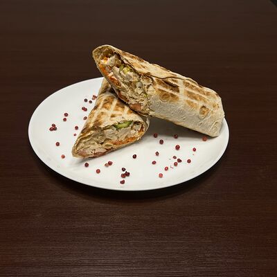Шаурма из курицы на грилев Шашлык на заводском по цене 375 ₽