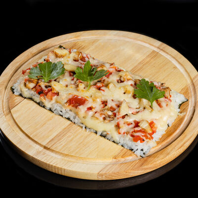 Запеченный ролл Пицца в Lucky Pizza по цене 309 ₽