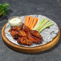 Куриные крылышки в соусе барбекю в Щепка