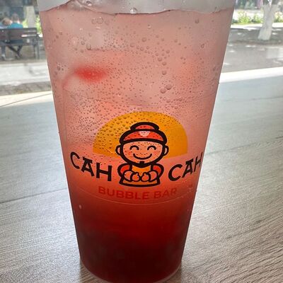 Клубника-фейхоа в Сан сан по цене 380 ₽