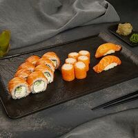 Весь лосось в Суши Well