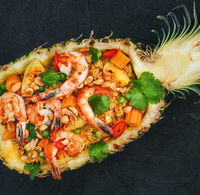 Рис по-тайски с креветками в Mojo