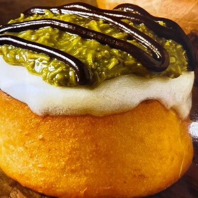 Мини-шокобон Дубайский шоколад в Синнабон по цене 515 ₽