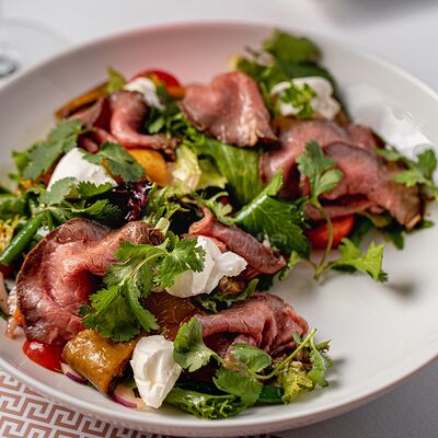 Салат с баклажаном и телятиной в Romano по цене 1200 ₽