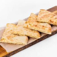 Хачапури по-имеретински в Хинкали Хо