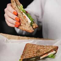 Сэндвич с курицей в Vicecoffe