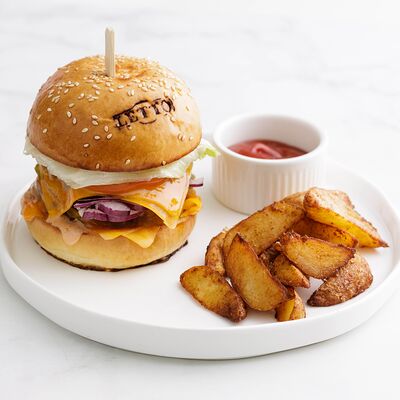 Бургер Говядина с кунжутом в Letto по цене 1600 ₽