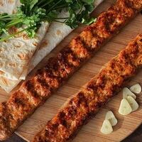 Люля-кебаб из говядины и свинины в Камелот