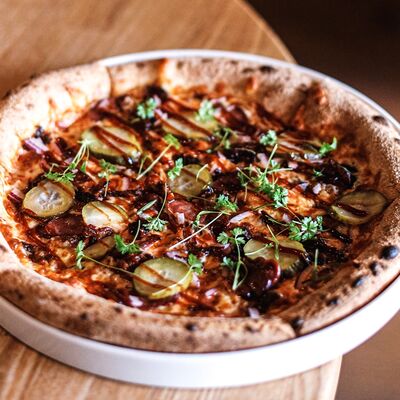 Пицца по-охотничьив Vivezza по цене 1290 ₽