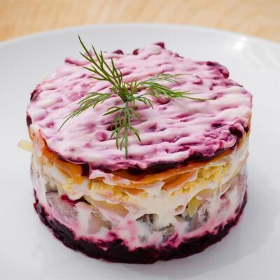 Сельдь под шубой в Чайхана в ТЦ Океания по цене 912 ₽