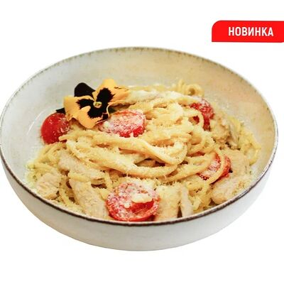 Паста с курицей и томатами в Мадагаскар по цене 380 ₽