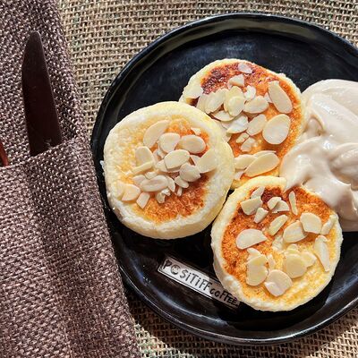 Сырнички «хвалёные» в Positiff Coffee по цене 570 ₽