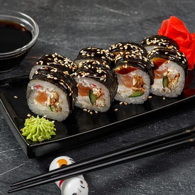Ролл фирменный Токио в Sushi Pizza Top по цене 445 ₽