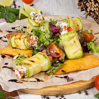 Рулетики из кабачка в Луиджи & Тосё по цене 299