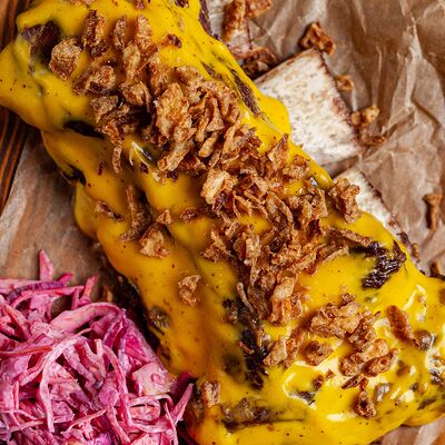 Говяжьи ребра в медово-горчичной глазури с луком криспи в Ребра по цене 1320 ₽