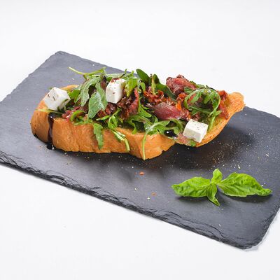 Брускетта с говядиной в БамБуши по цене 325