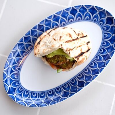 Фалафель в пите в Кукумбер по цене 390