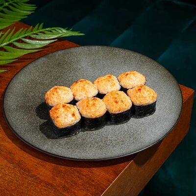 Запеченный ролл Сяке в Sreda по цене 840 ₽