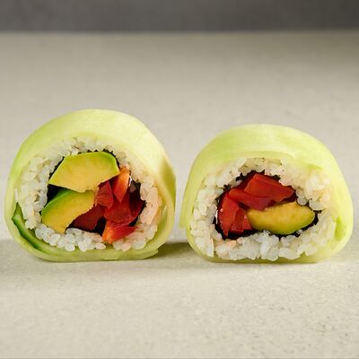 Ролл Вегетарианскийв Токио по цене 26 р.