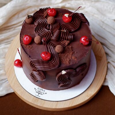 Торт Вишня в шоколаде в Co'Zona по цене 4700 ₽