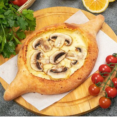 Хачапури с сыром и грибами в РафХаус по цене 800 ₽