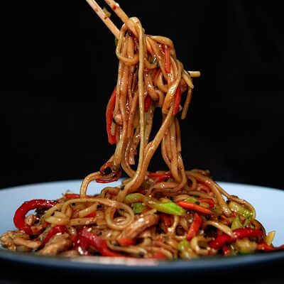 Яки Удон в Атлантида по цене 570 ₽