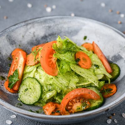 Салат овощной в Шашлык Центр на Углях по цене 449 ₽