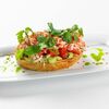 Брускетта с крабом и гуакамоле в Rose Bar Crocus City по цене 1150