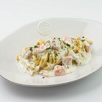 Феттуччине с лососем в Trattoria Fornetto