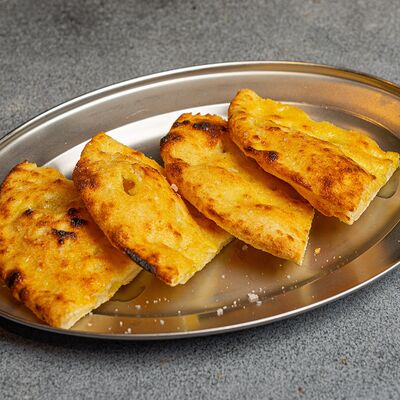 Фокачча с солью и чесночным маслом в 321 Club by Novikov по цене 290