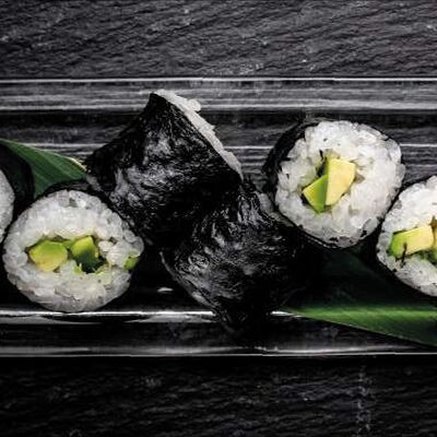 Хосомаки с авокадо в Hanami по цене 560 ₽