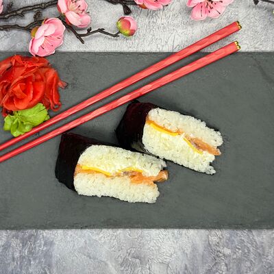 Онигири Сырный лосось в Пицца тот по цене 450 ₽