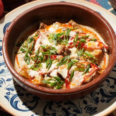 Чакецилли с языком теленка и грибами в Вах!Хинкали по цене 1100 ₽