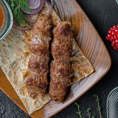 Люля-кебаб из свинины и говядины в Шашлыки & Хинкали по цене 460 ₽