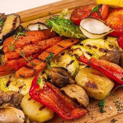 Овощи на углях в Огонь и Мясо по цене 370 ₽